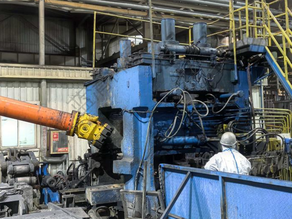 亮化见本色费用